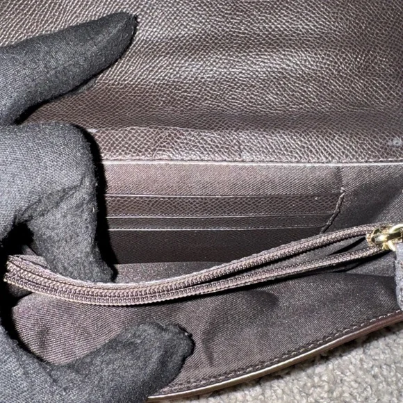 Coach Gold Women's Wristlet | Flawed see photos - Picture 8 of 14